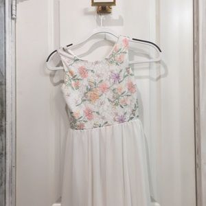 White pastel flowery dress kids/tweens